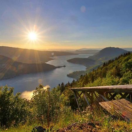 Le Santiego 100M Du Lac Et 4Km Du Vieil Annecy Sévrier Exteriör bild